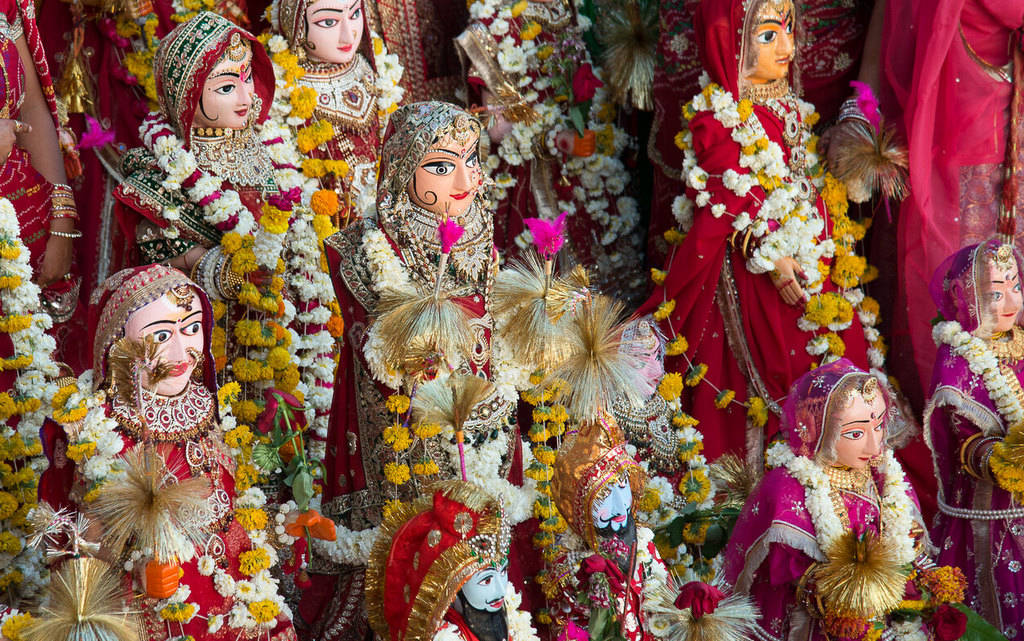 Udaipur Gangaur on Lakeshore